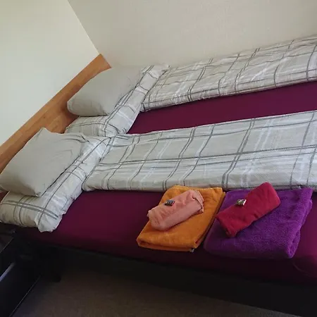 Habitación en casa particular 300m Zur S-bahn Jona *