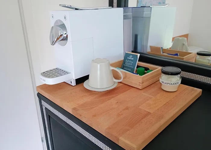 300m Zur S-bahn Jona Rum i privatbostad Rapperswil-Jona