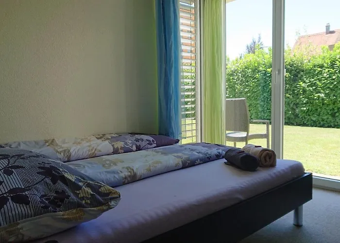 300m Zur S-bahn Jona *